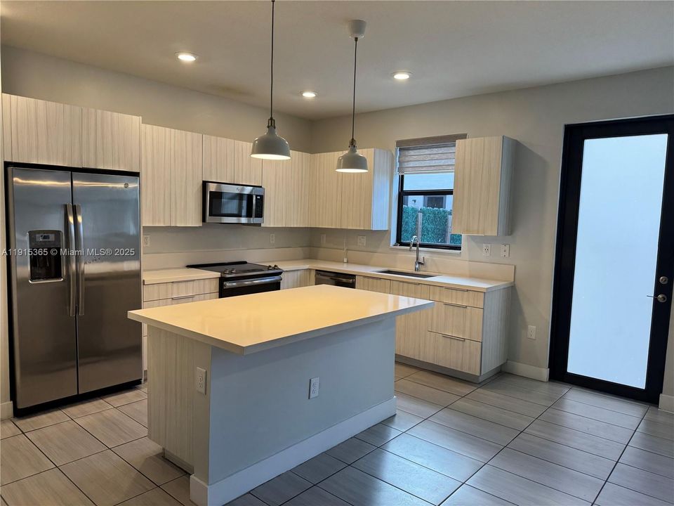 For Sale: $830,000 (4 beds, 3 baths, 2020 Square Feet)