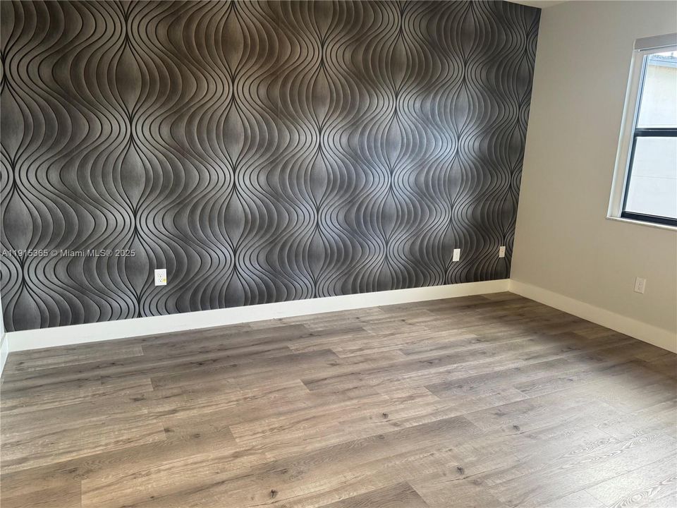 For Sale: $830,000 (4 beds, 3 baths, 2020 Square Feet)