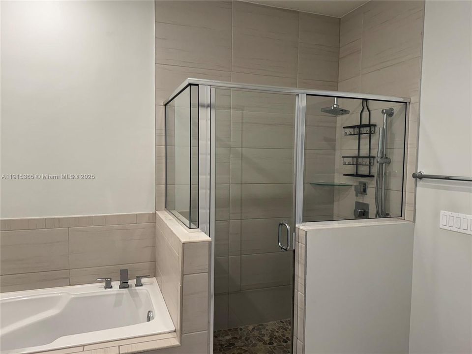 For Sale: $830,000 (4 beds, 3 baths, 2020 Square Feet)