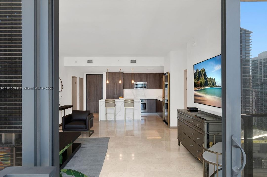 Recientemente alquilado: $5,200 (1 camas, 1 baños, 994 Pies cuadrados)