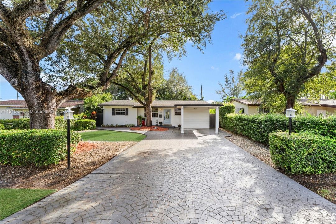 На продажу: $760,000 (3 спален, 2 ванн, 1114 Квадратных фут)