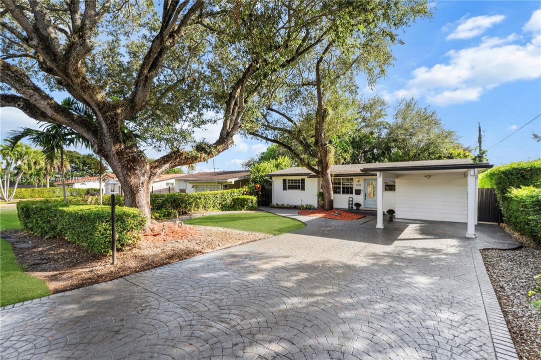 На продажу: $760,000 (3 спален, 2 ванн, 1114 Квадратных фут)