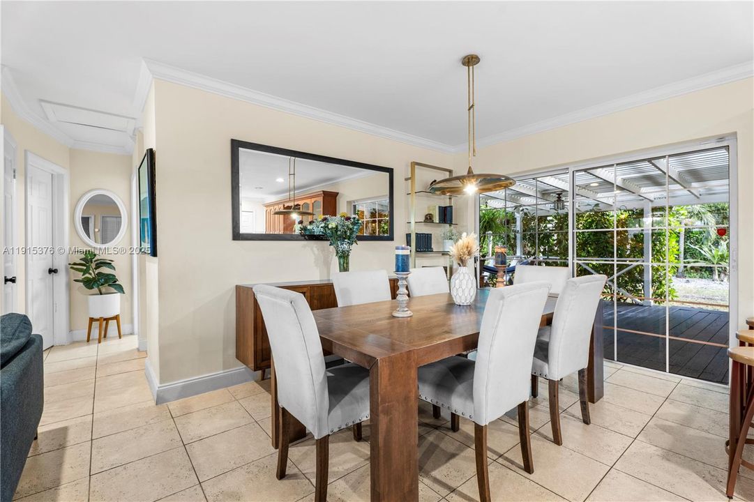 На продажу: $760,000 (3 спален, 2 ванн, 1114 Квадратных фут)