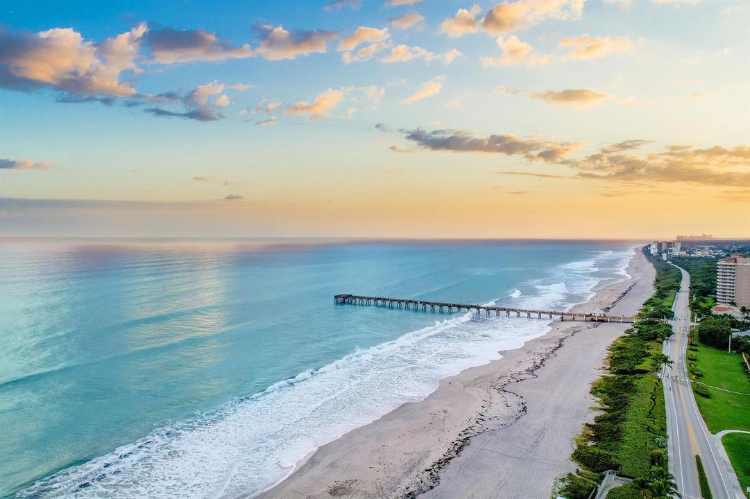 Juno Beach Pier