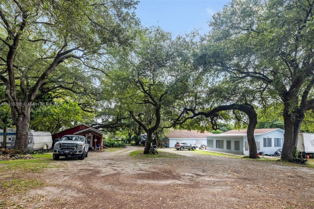 For Sale: $1,200,000 (0 beds, 0 baths, 4886 Square Feet)