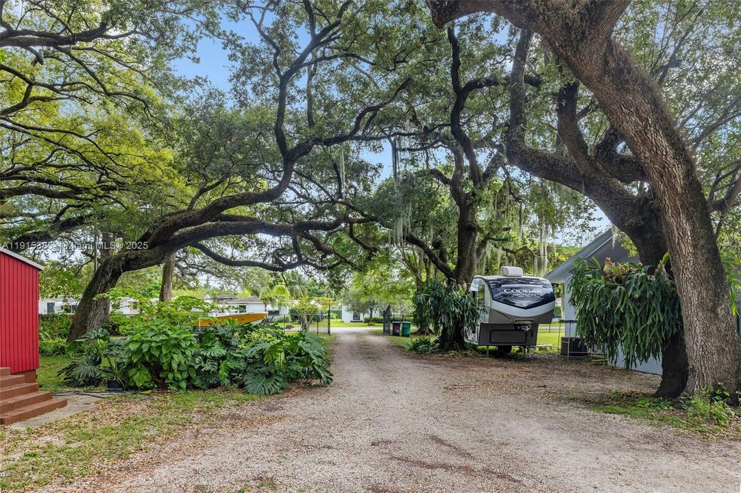 For Sale: $1,200,000 (0 beds, 0 baths, 4886 Square Feet)