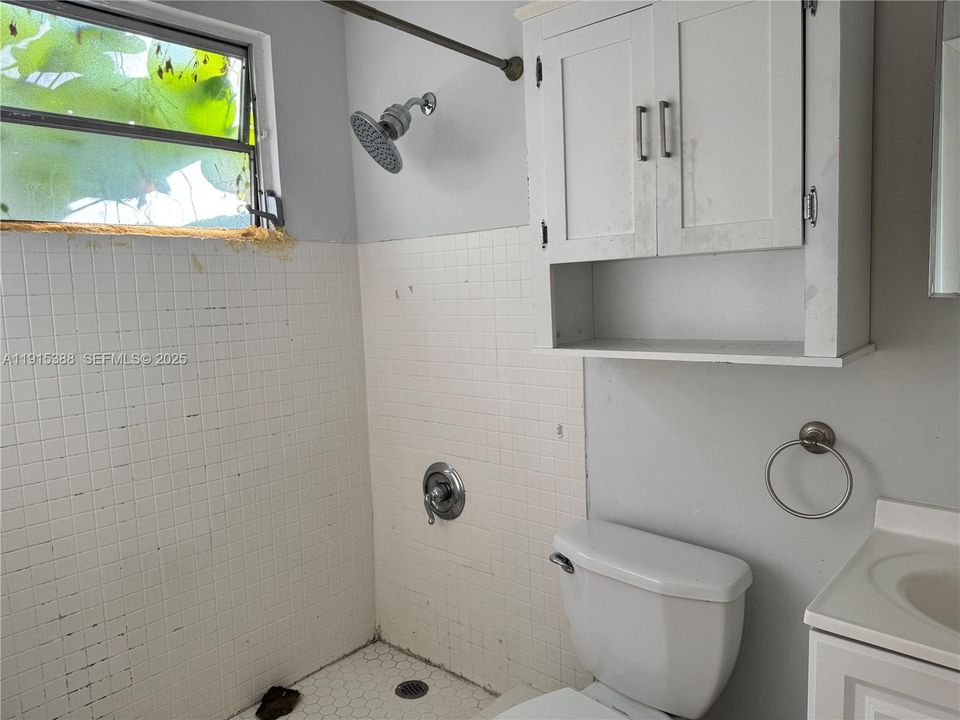 В аренду: $1,450 (1 спален, 1 ванн, 886 Квадратных фут)