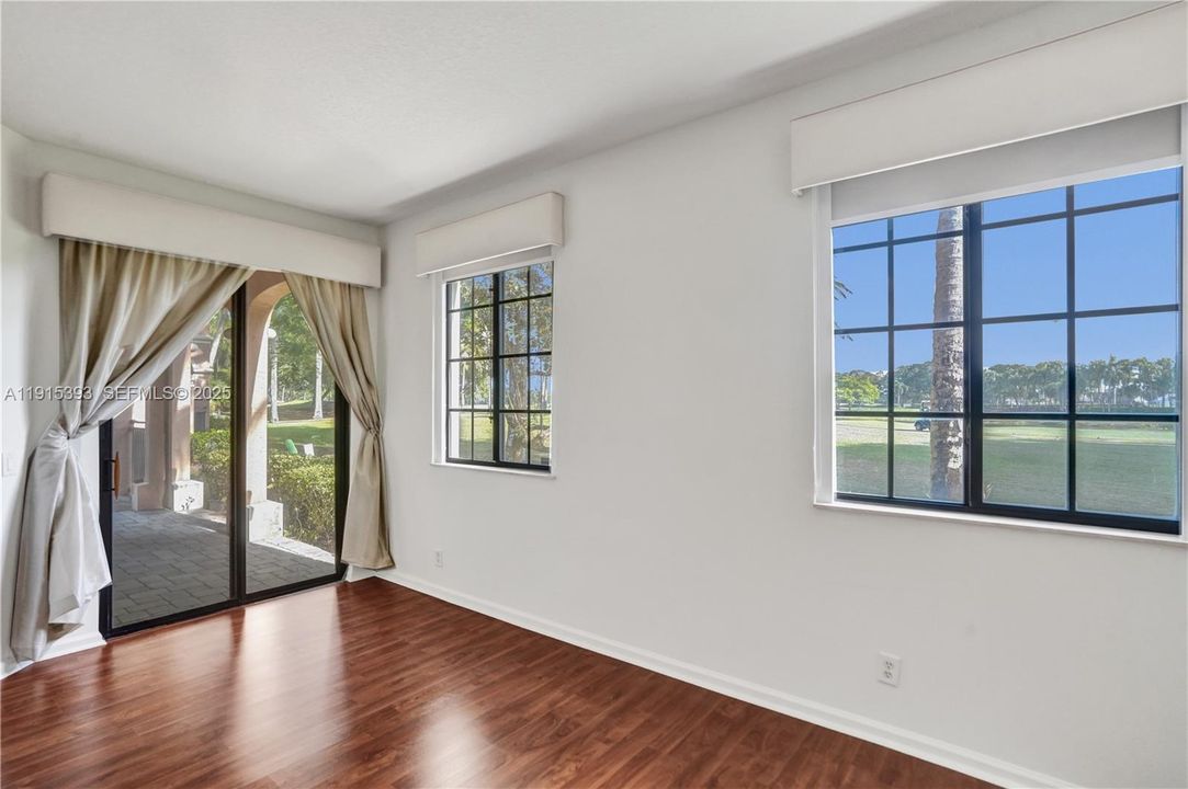 For Sale: $649,111 (3 beds, 2 baths, 1560 Square Feet)