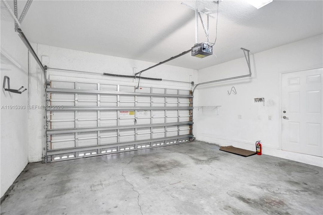 For Sale: $649,111 (3 beds, 2 baths, 1560 Square Feet)