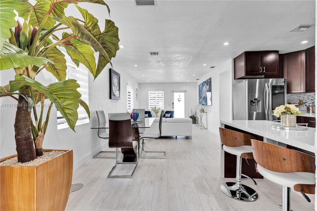 For Sale: $950,000 (3 beds, 2 baths, 1857 Square Feet)