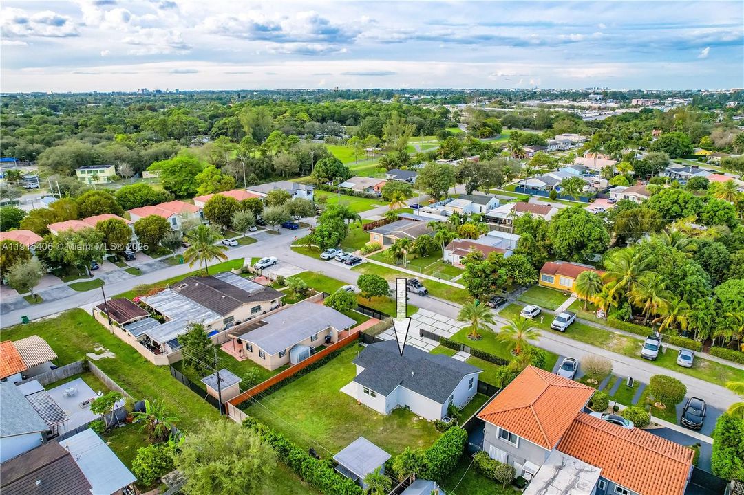 For Rent: $4,500 (3 beds, 2 baths, 1254 Square Feet)