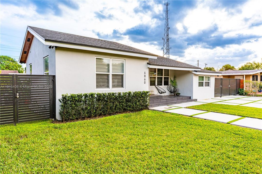 For Rent: $4,500 (3 beds, 2 baths, 1254 Square Feet)