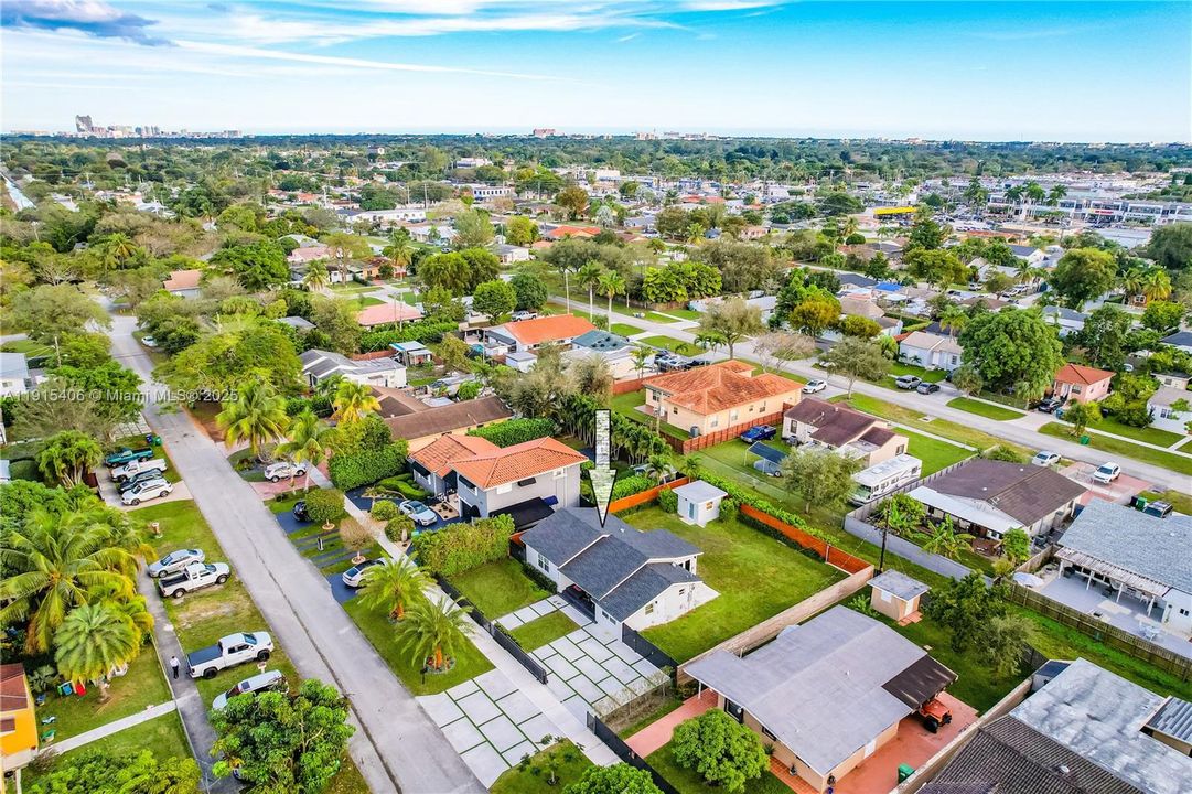 For Rent: $4,500 (3 beds, 2 baths, 1254 Square Feet)