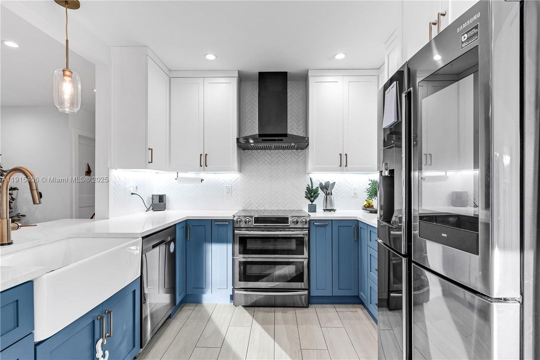 For Rent: $4,500 (3 beds, 2 baths, 1254 Square Feet)