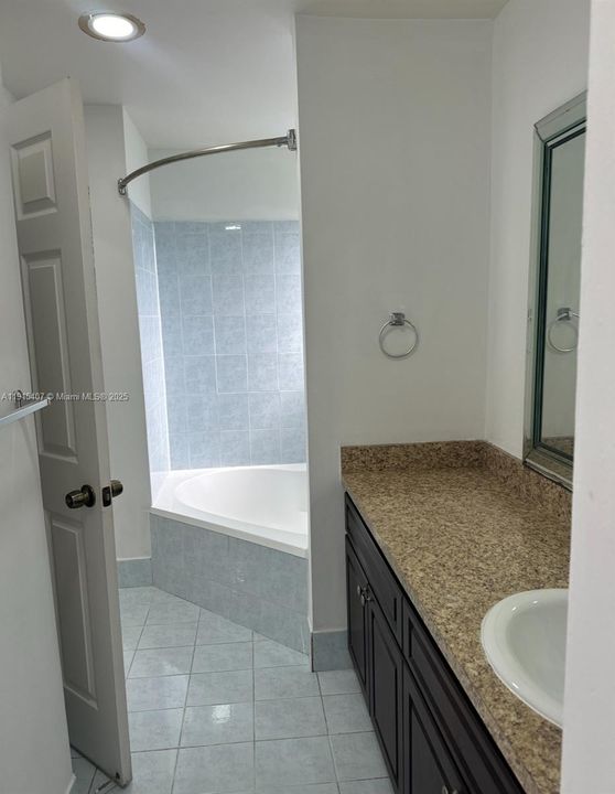 For Rent: $1,800 (1 beds, 1 baths, 0 Square Feet)