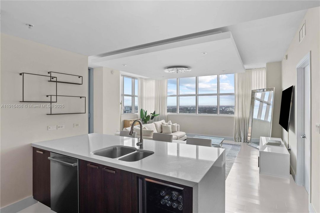 Recently Rented: $5,000 (2 beds, 2 baths, 1262 Square Feet)