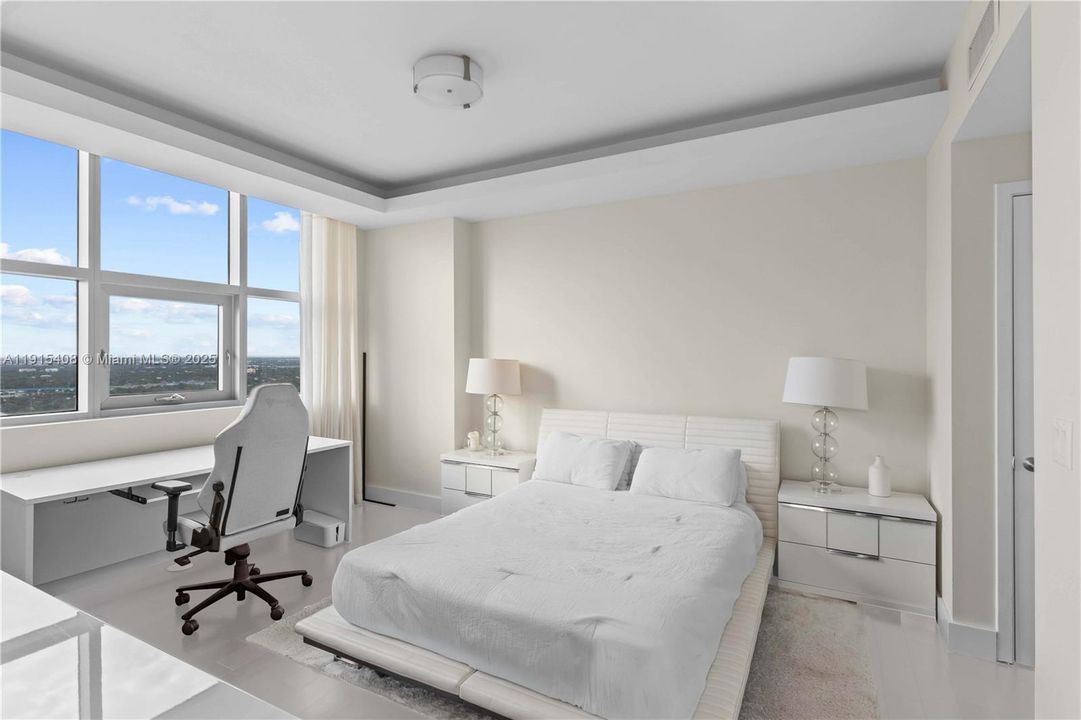 Recently Rented: $5,000 (2 beds, 2 baths, 1262 Square Feet)