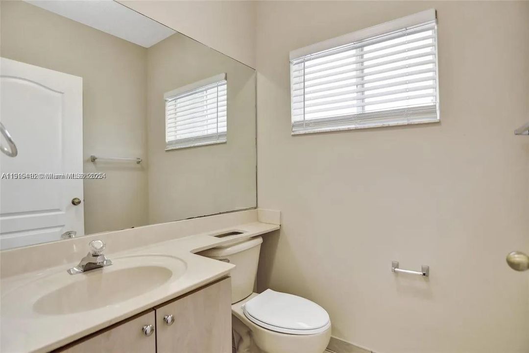 En Venta: $499,900 (3 camas, 2 baños, 1508 Pies cuadrados)