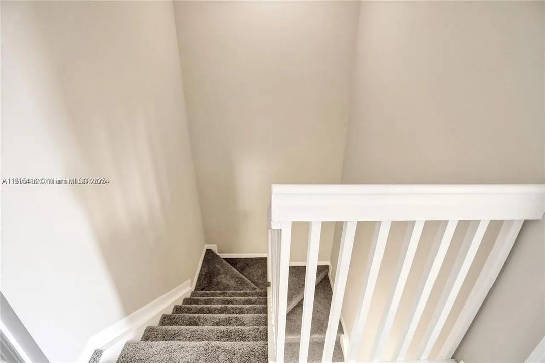 En Venta: $499,900 (3 camas, 2 baños, 1508 Pies cuadrados)