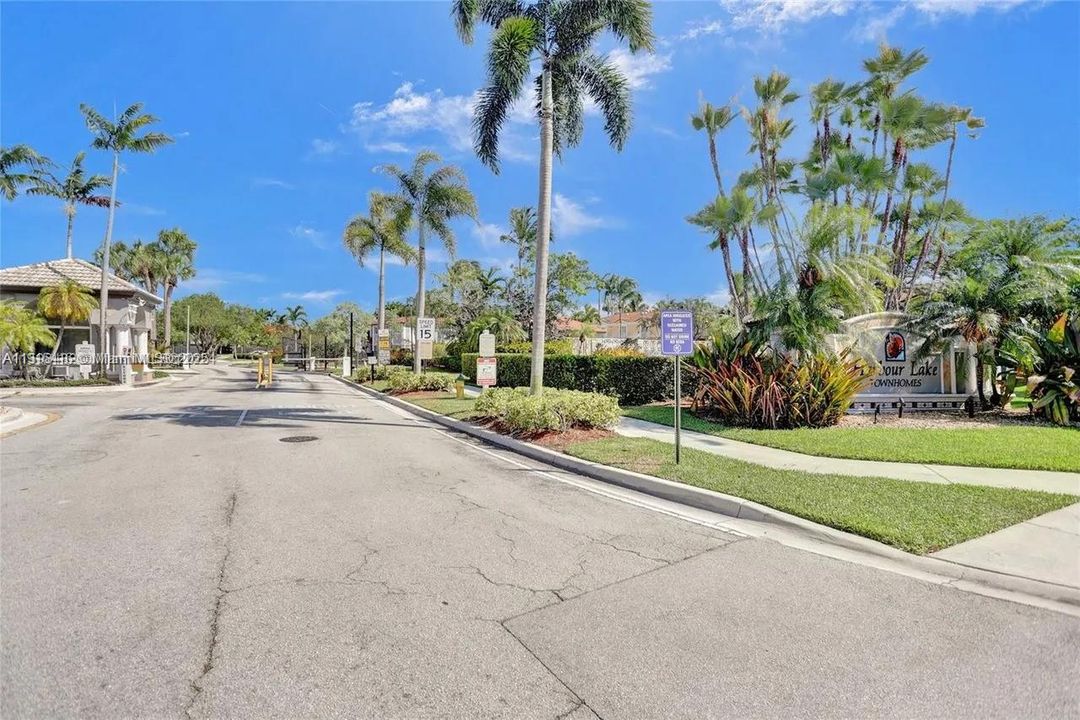 En Venta: $499,900 (3 camas, 2 baños, 1508 Pies cuadrados)