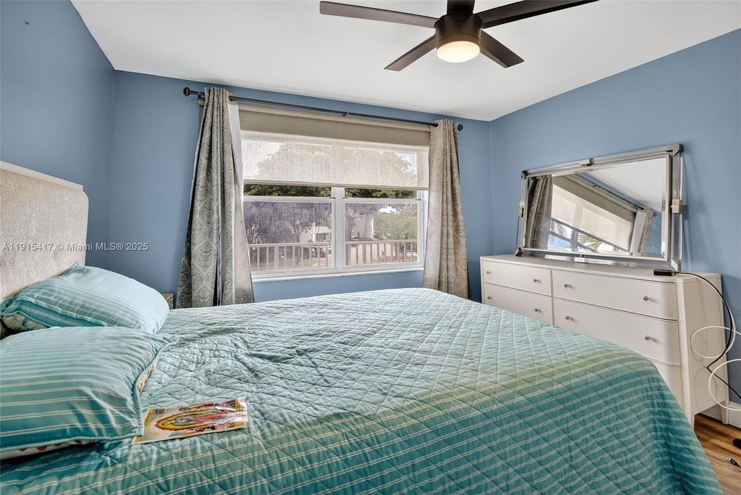 待售: $289,900 (2 贝兹, 2 浴室, 1470 平方英尺)