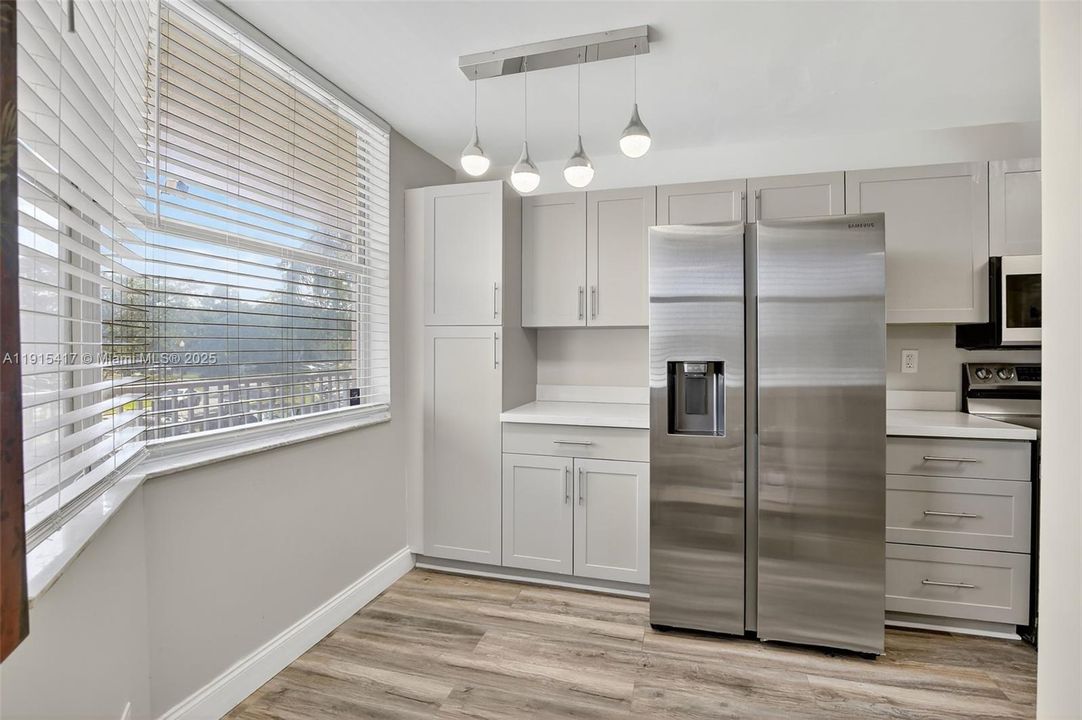 待售: $289,900 (2 贝兹, 2 浴室, 1470 平方英尺)