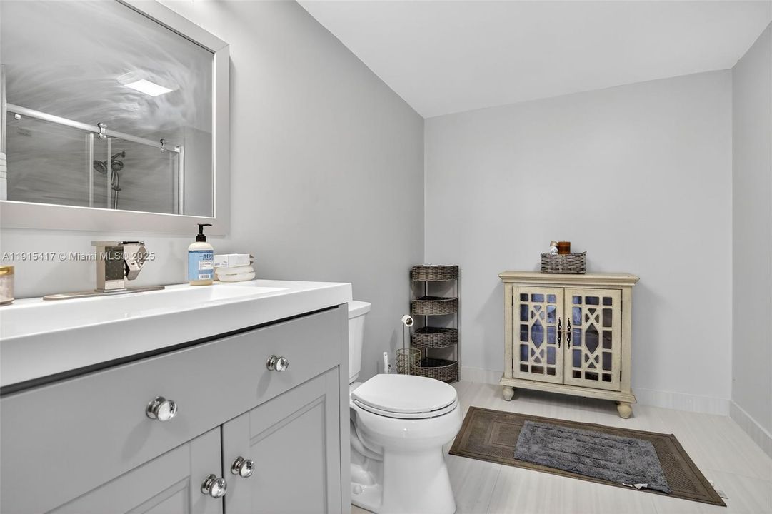 待售: $289,900 (2 贝兹, 2 浴室, 1470 平方英尺)