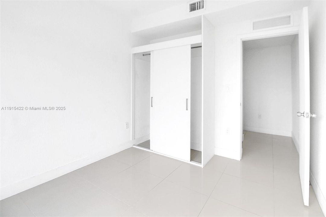 En Venta: $420,000 (4 camas, 3 baños, 1398 Pies cuadrados)