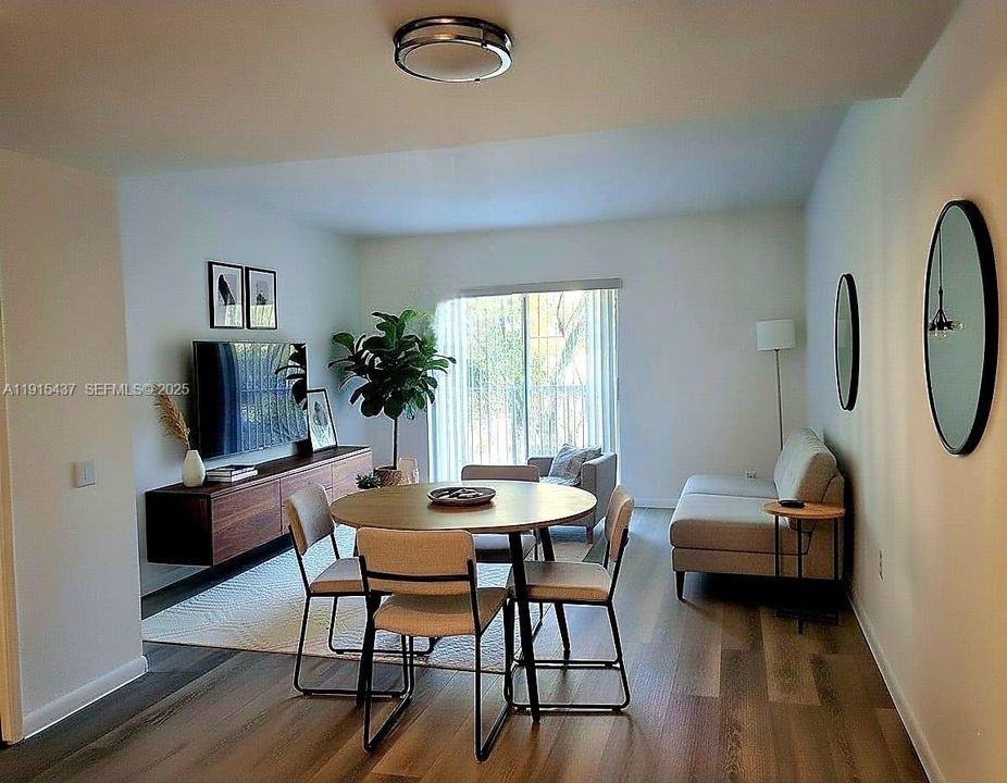 En Venta: $300,000 (2 camas, 1 baños, 1024 Pies cuadrados)