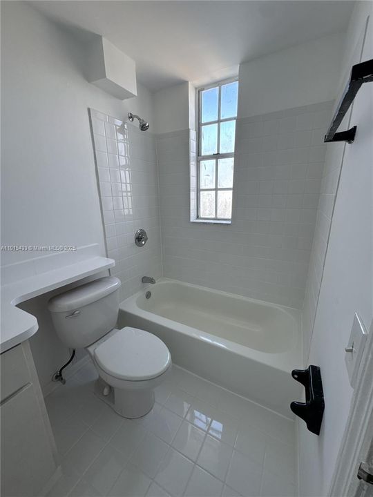 На продажу: $230,000 (1 спален, 1 ванн, 540 Квадратных фут)