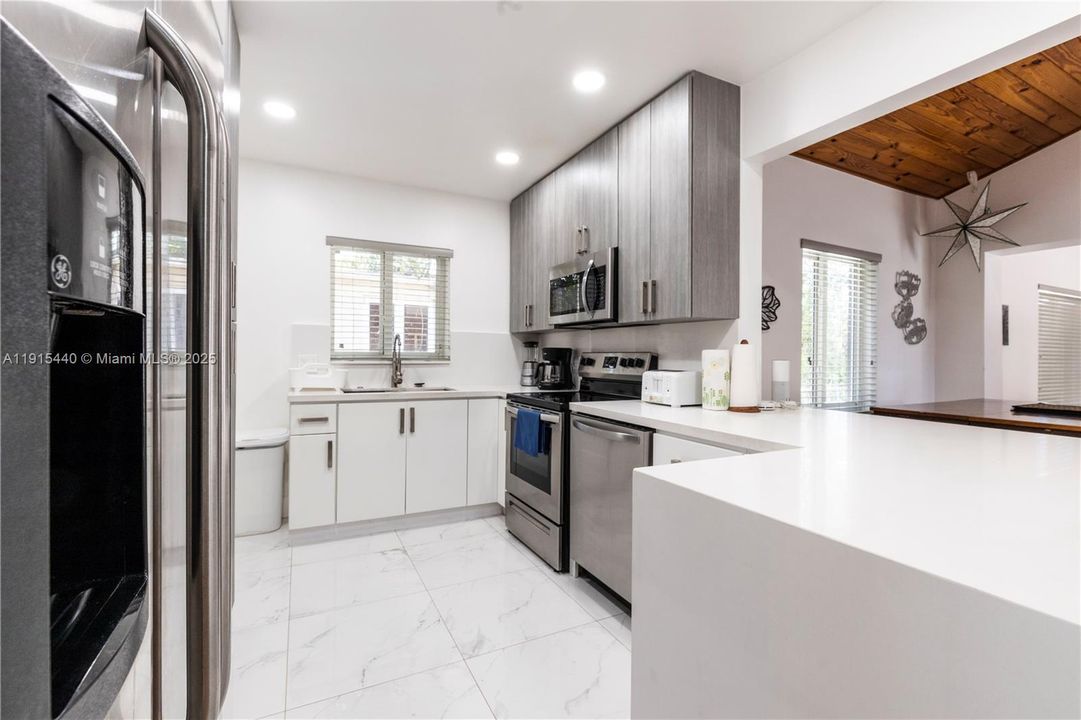 For Sale: $1,299,999 (5 beds, 3 baths, 2150 Square Feet)