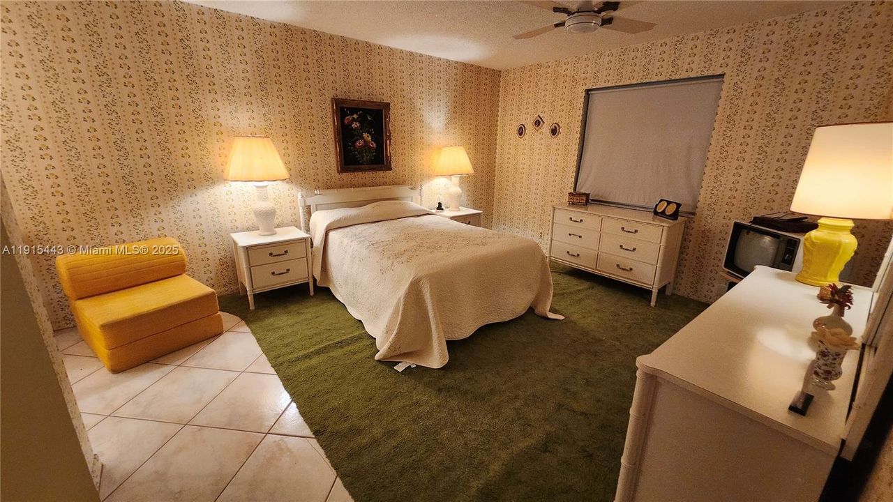 Activo con contrato: $145,000 (2 camas, 2 baños, 1335 Pies cuadrados)