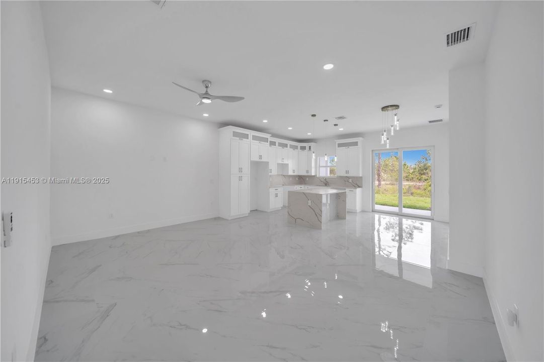 En Venta: $519,900 (0 camas, 0 baños, 0 Pies cuadrados)