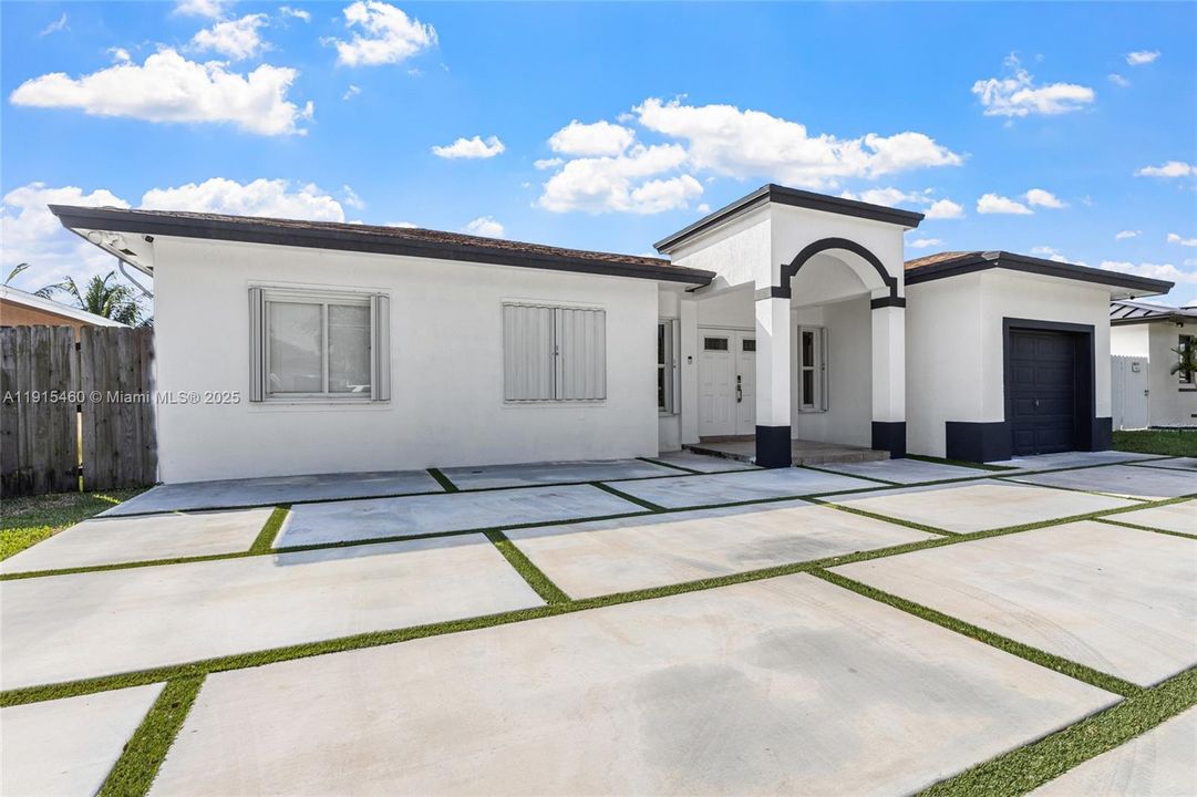 待售: $550,000 (3 贝兹, 2 浴室, 1388 平方英尺)