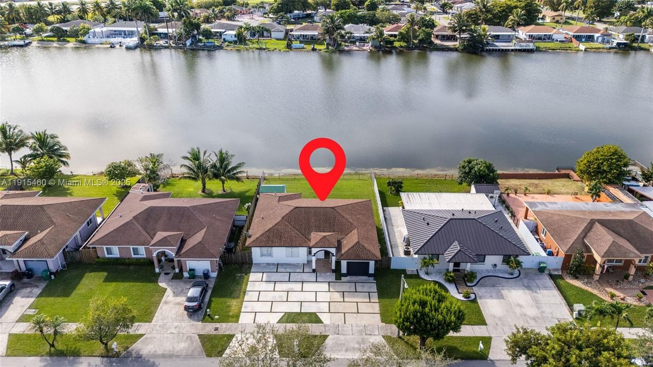 待售: $550,000 (3 贝兹, 2 浴室, 1388 平方英尺)