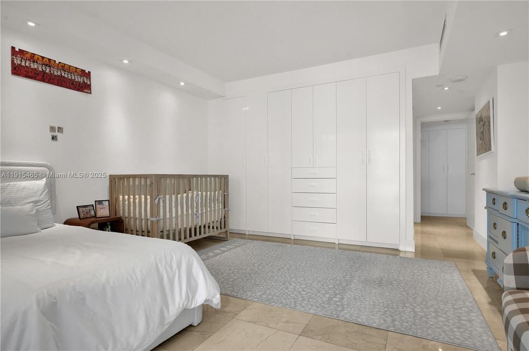 Bedroom 2 with built-in closet