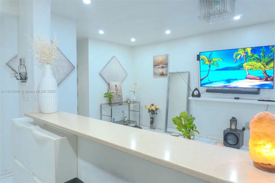 En Venta: $180,000 (1 camas, 1 baños, 715 Pies cuadrados)