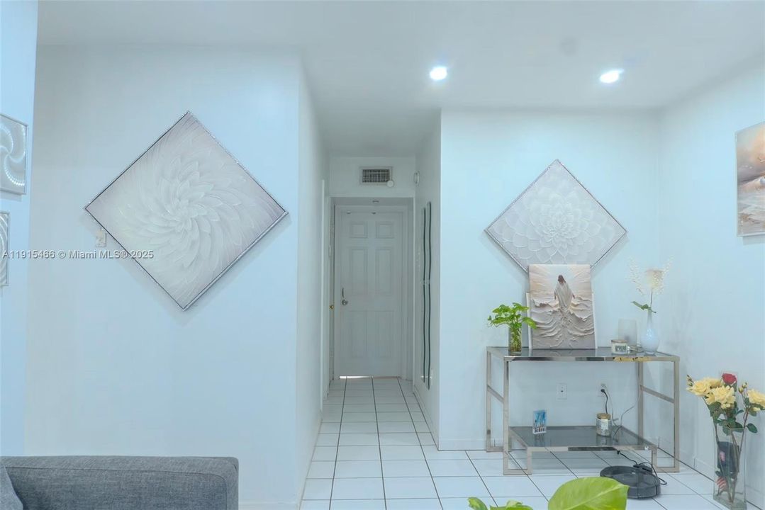 En Venta: $180,000 (1 camas, 1 baños, 715 Pies cuadrados)