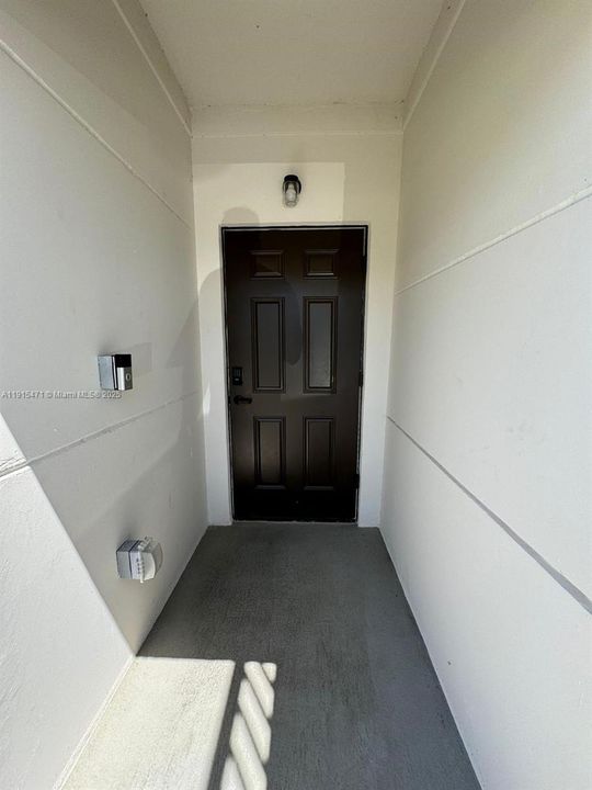 出租: $5,000 (5 贝兹, 3 浴室, 1810 平方英尺)