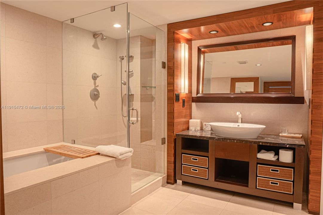 En Venta: $560,000 (1 camas, 1 baños, 662 Pies cuadrados)