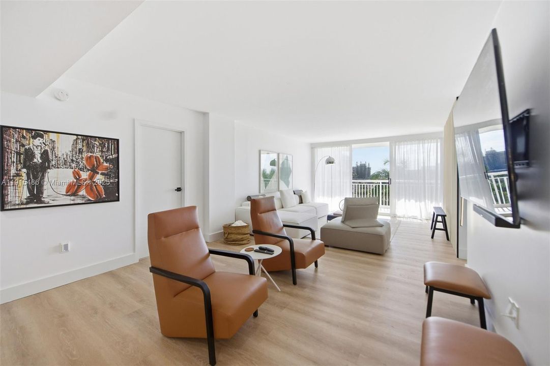 For Rent: $8,500 (2 beds, 2 baths, 1224 Square Feet)