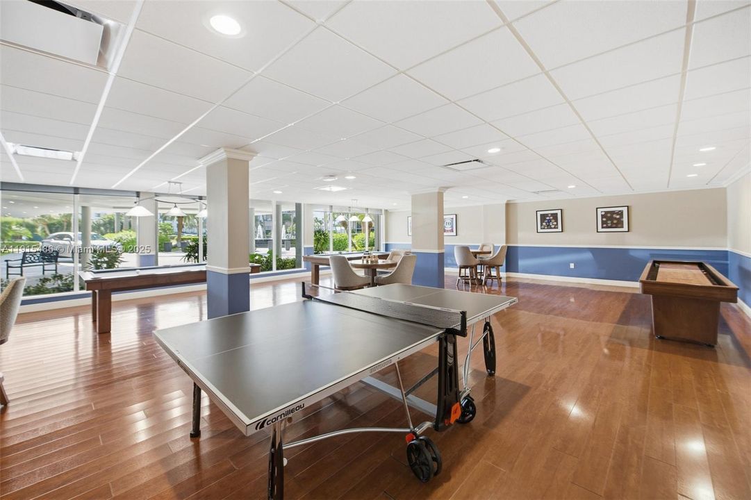 For Rent: $8,500 (2 beds, 2 baths, 1224 Square Feet)