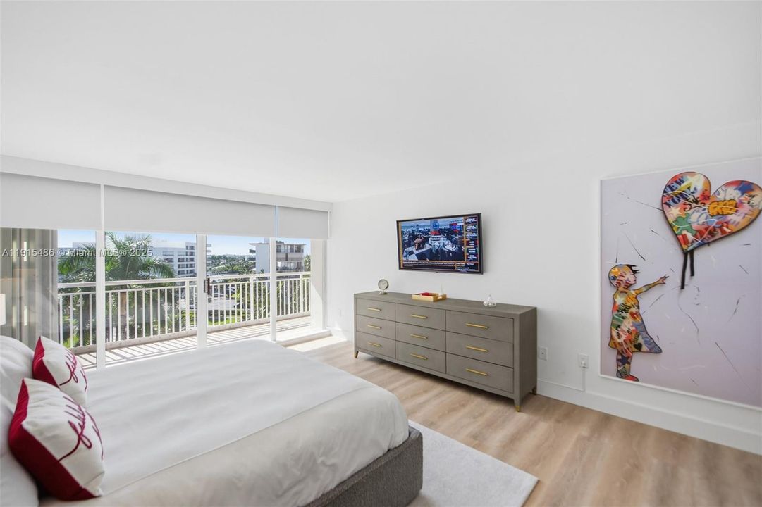 For Rent: $8,500 (2 beds, 2 baths, 1224 Square Feet)