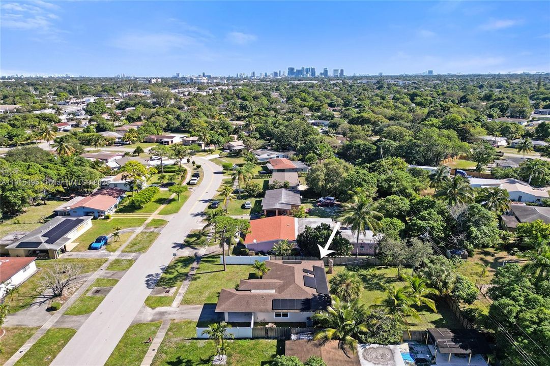 For Sale: $525,000 (3 beds, 2 baths, 1466 Square Feet)