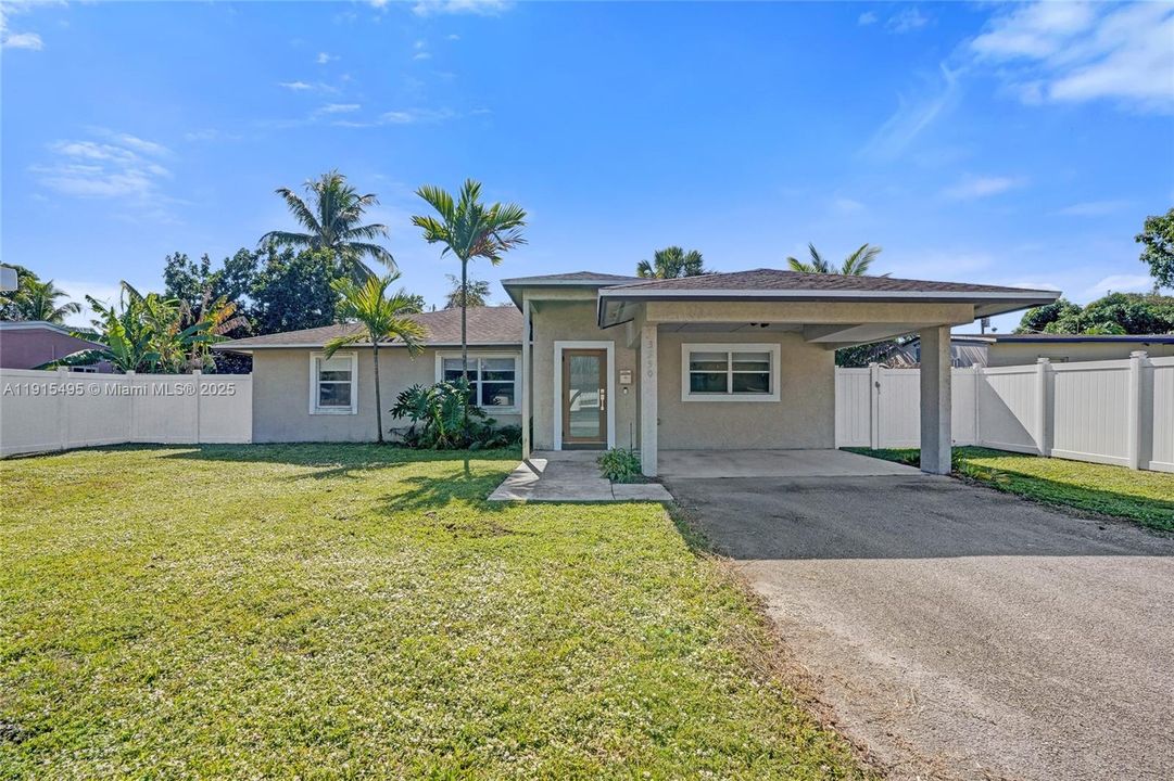 For Sale: $525,000 (3 beds, 2 baths, 1466 Square Feet)