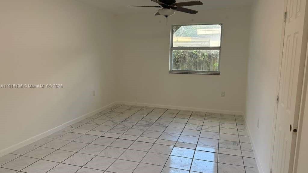 For Rent: $3,200 (3 beds, 3 baths, 3253 Square Feet)