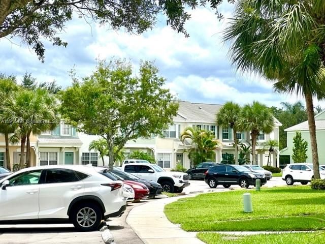 En Venta: $329,500 (2 camas, 2 baños, 1110 Pies cuadrados)