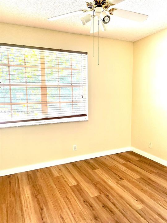 En Venta: $329,500 (2 camas, 2 baños, 1110 Pies cuadrados)