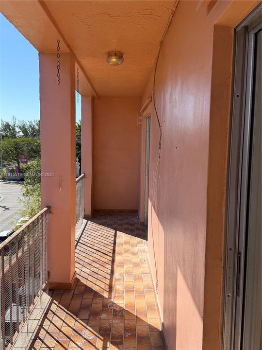 В аренду: $2,050 (2 спален, 2 ванн, 870 Квадратных фут)