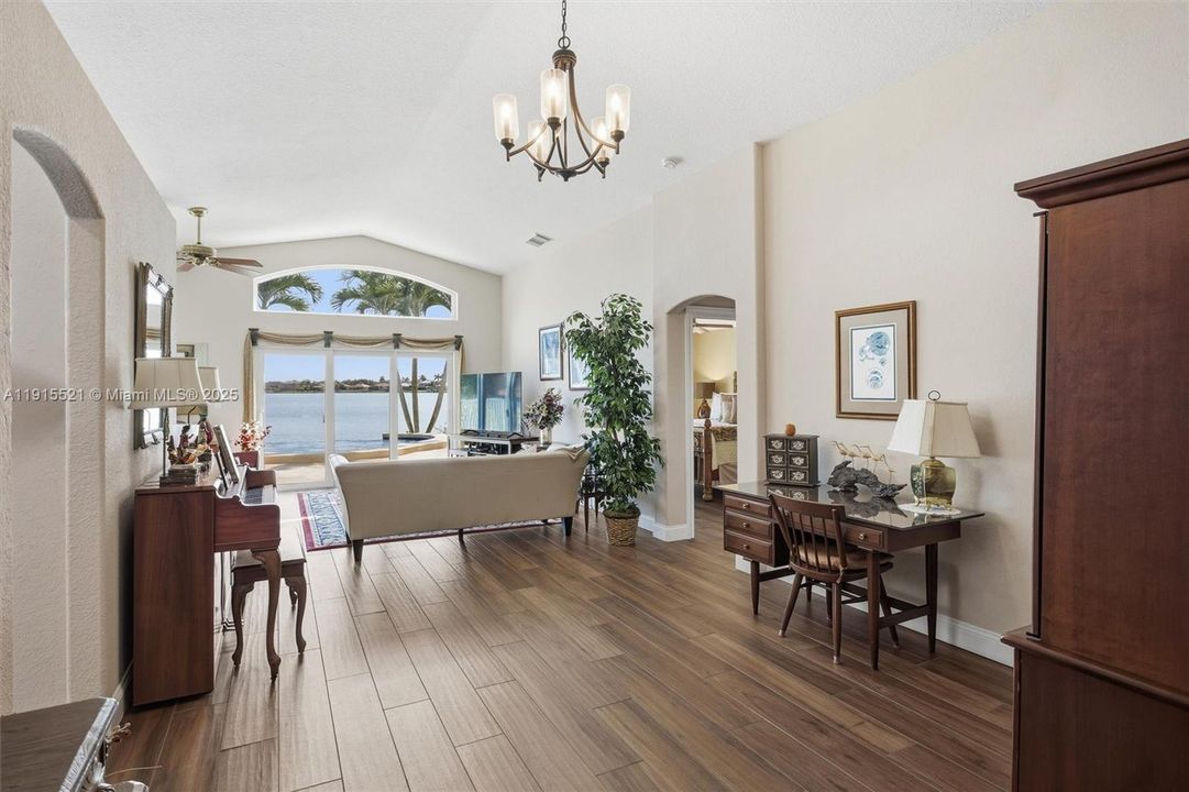 待售: $795,000 (3 贝兹, 2 浴室, 1648 平方英尺)